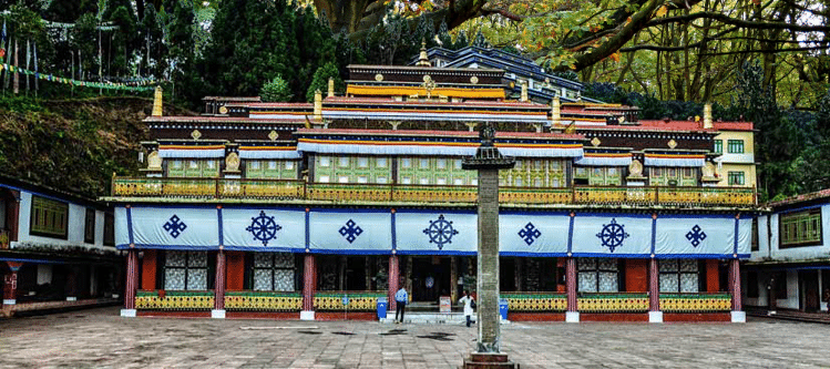 सिक्किम के टॉप 11 पर्यटन स्थल – 11 Famous Tourist PLACES OF SIKKIM IN HINDI
