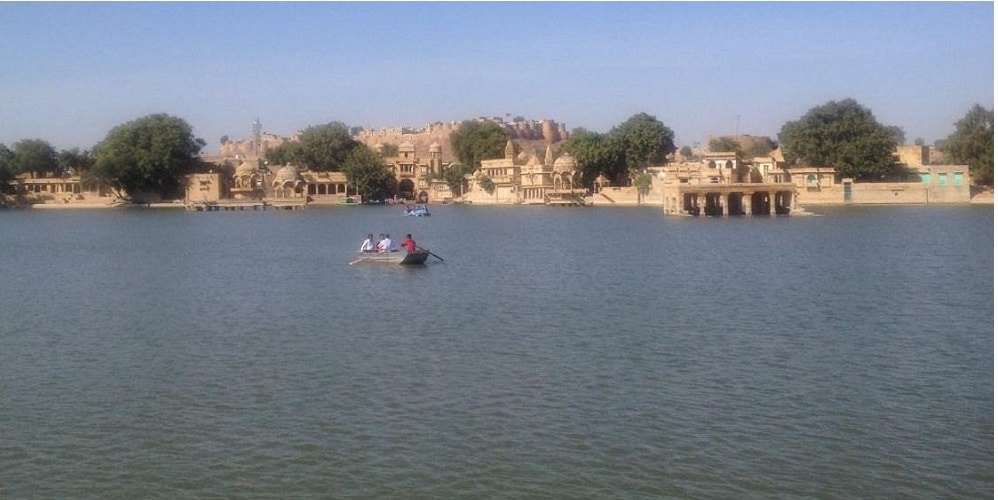 जैसलमेर में घूमने की प्रसिद्ध जगह | Top 11 Places to visit in Jaisalmer in Hindi